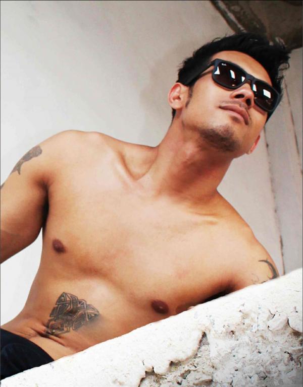 MAN-OMG-3---Guy-On-Hot-Street